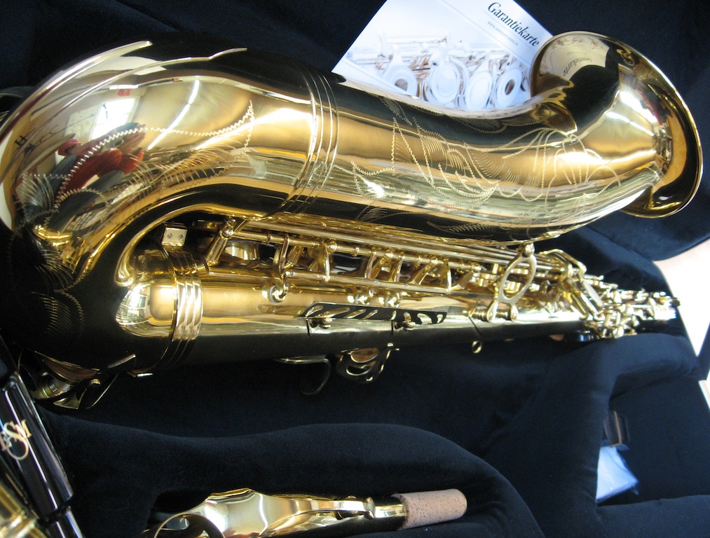 Arnolds & Sons Tenor Saxophon ATS-100 - zum Schlie?en ins Bild klicken