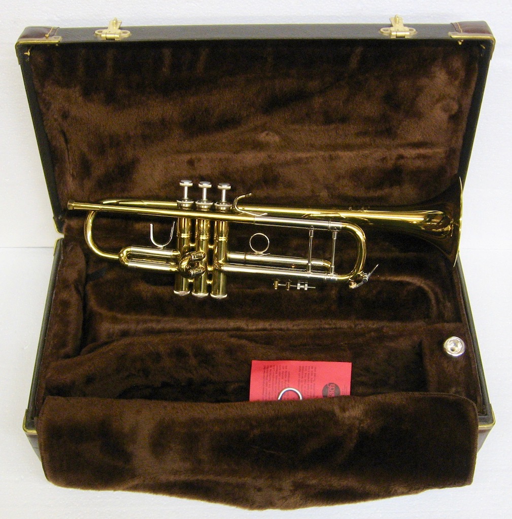 Bach Bb-Trompete Modell 37 ML-Bohrung lackiert Bach Bb-Trompete Modell 37 ML-Bohrung lackiert
